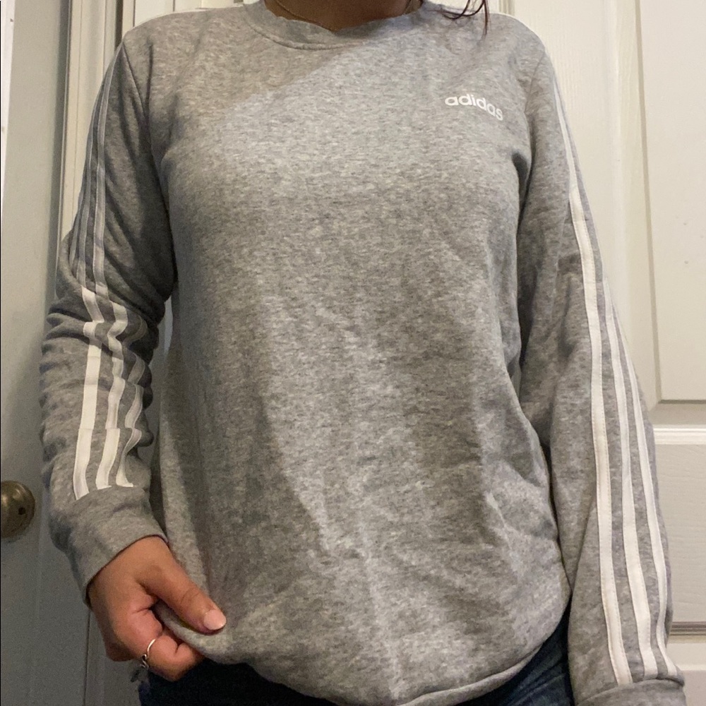 Size large adidas crewneck